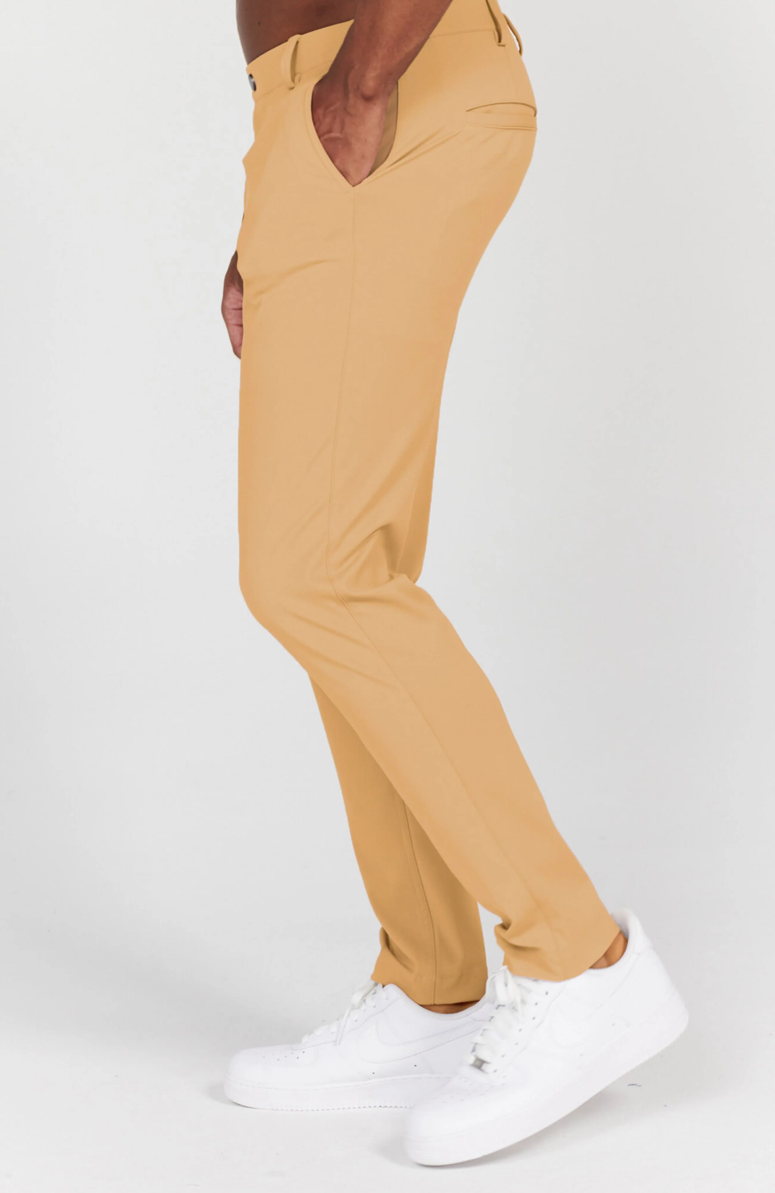 Bradley Pull-On Trouser in Cappuccino - Image 3
