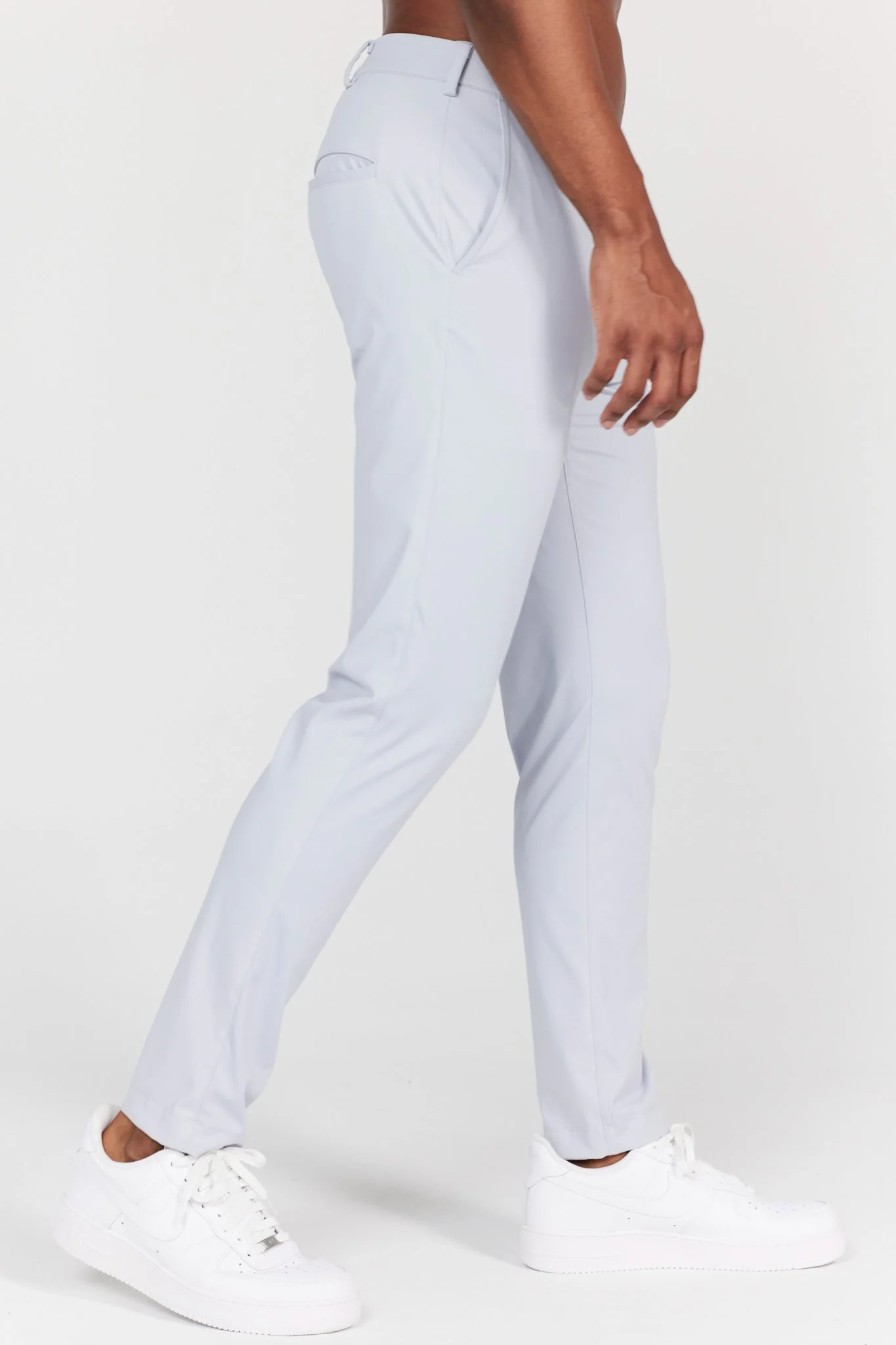Bradley Pull-On Trouser in Gray Micro Chip - Image 3