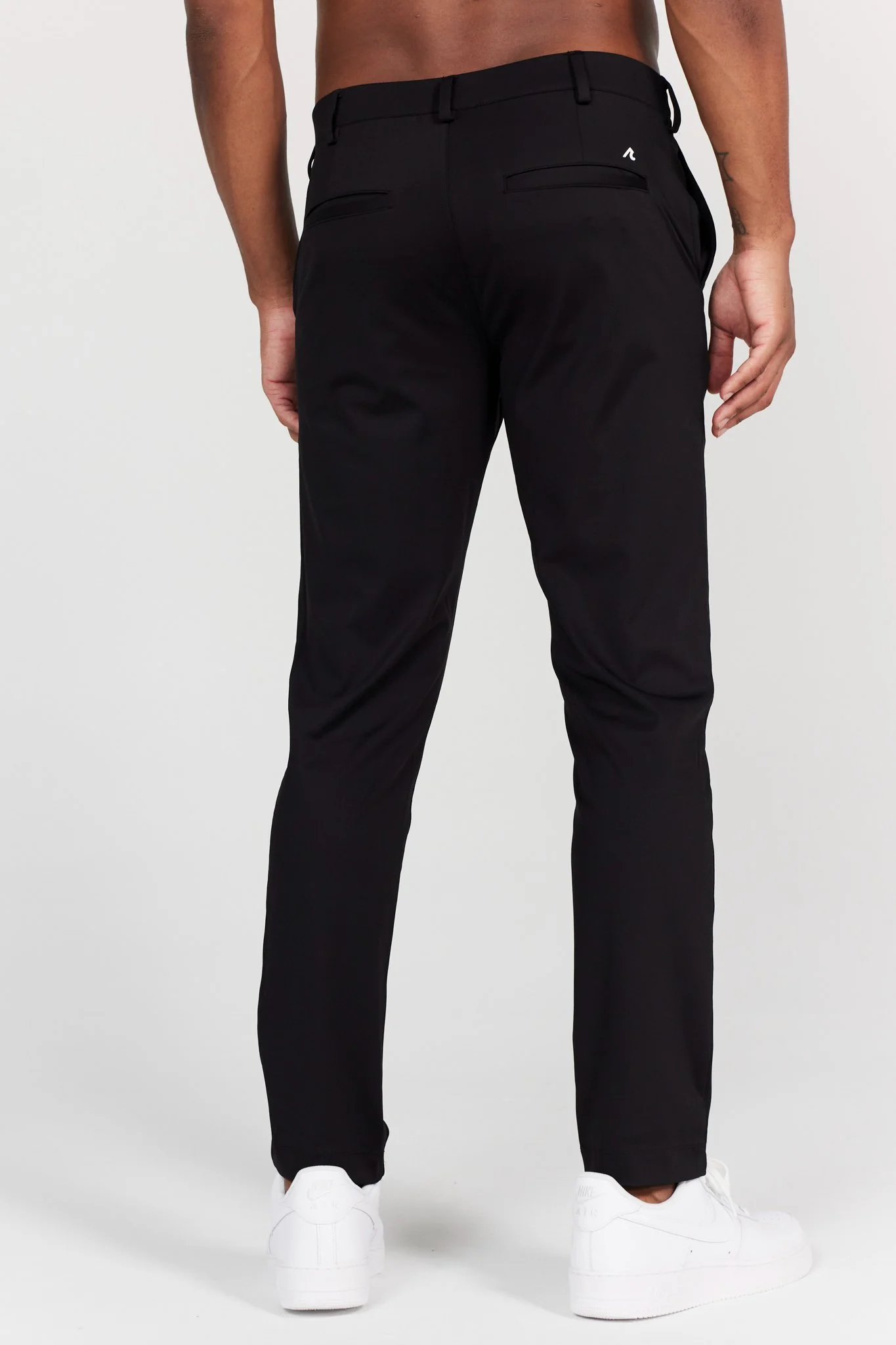 Bradley Pull-On Trouser in Tuxedo - Image 3