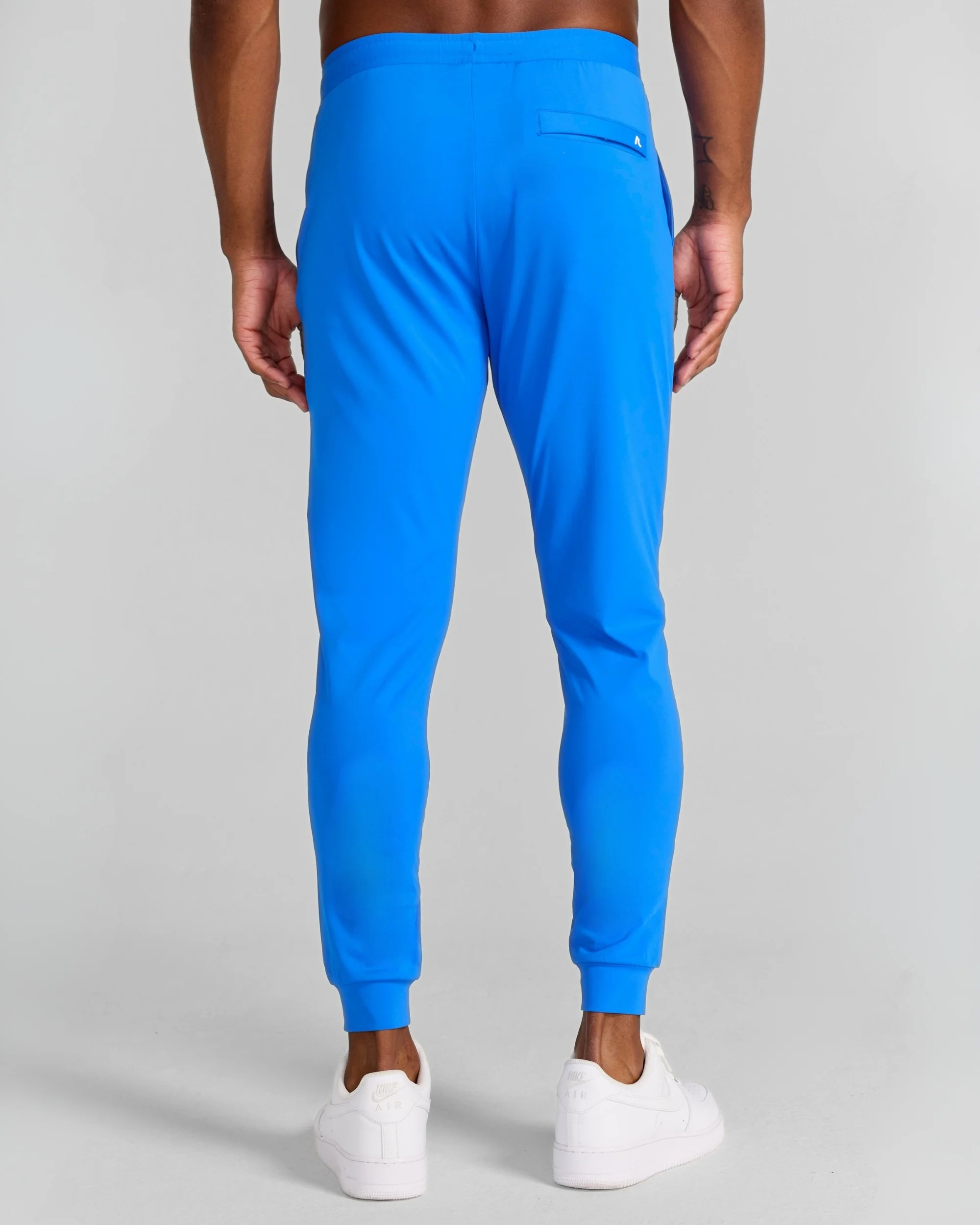 Donahue Jogger in Marine - Image 4