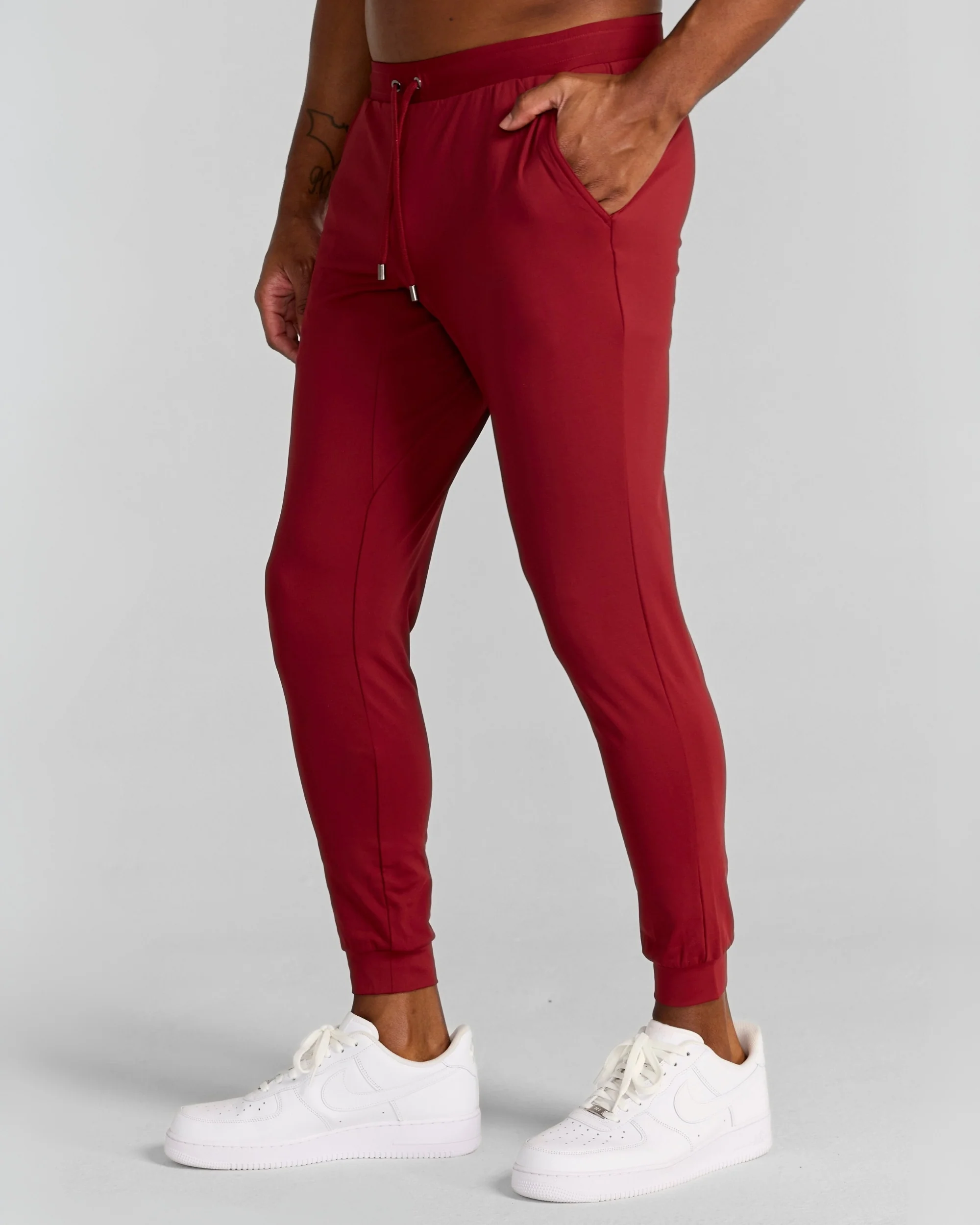 Donahue Jogger in Maroon - Image 3