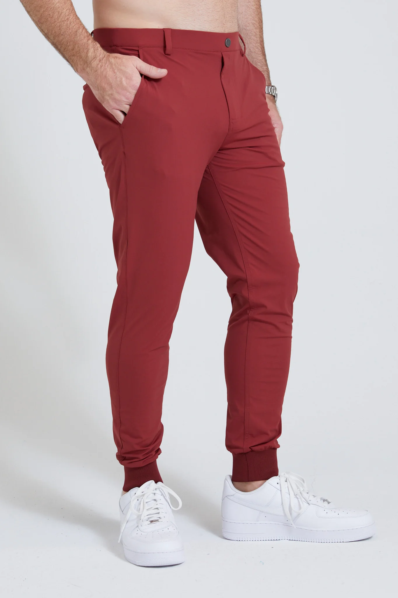 Halliday Pull-On Jogger in Maroon - Image 3