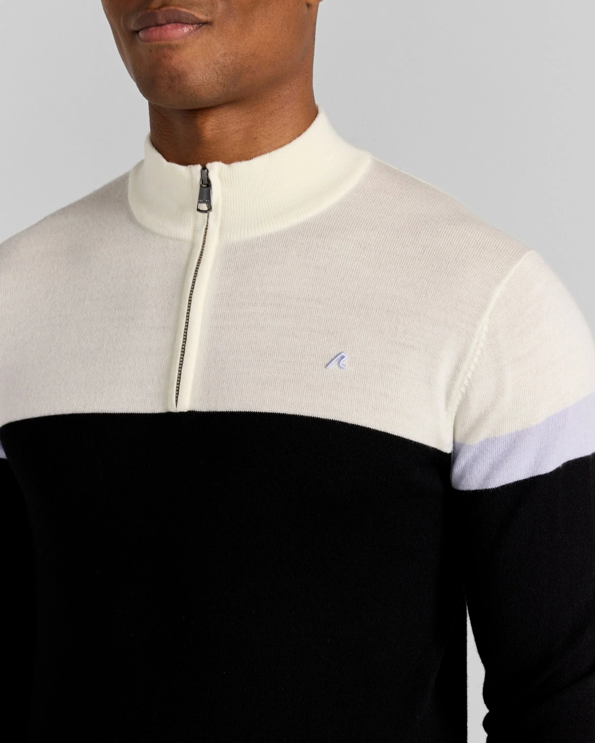 Monde Merino Quarter-Zip in Tuxedo - Image 3